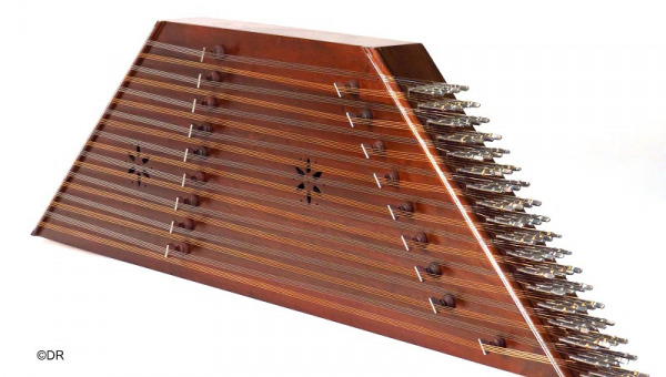 Santur - Table zither